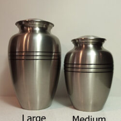 Alternative view of 3 Ring Silver Large