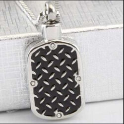 Alternative view of Treadplate Dog Tag