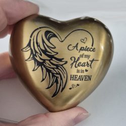 Alternative view of Gold Heart Urn - Heart in Heaven