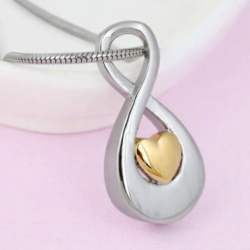 Alternative view of Infinity with Gold Heart