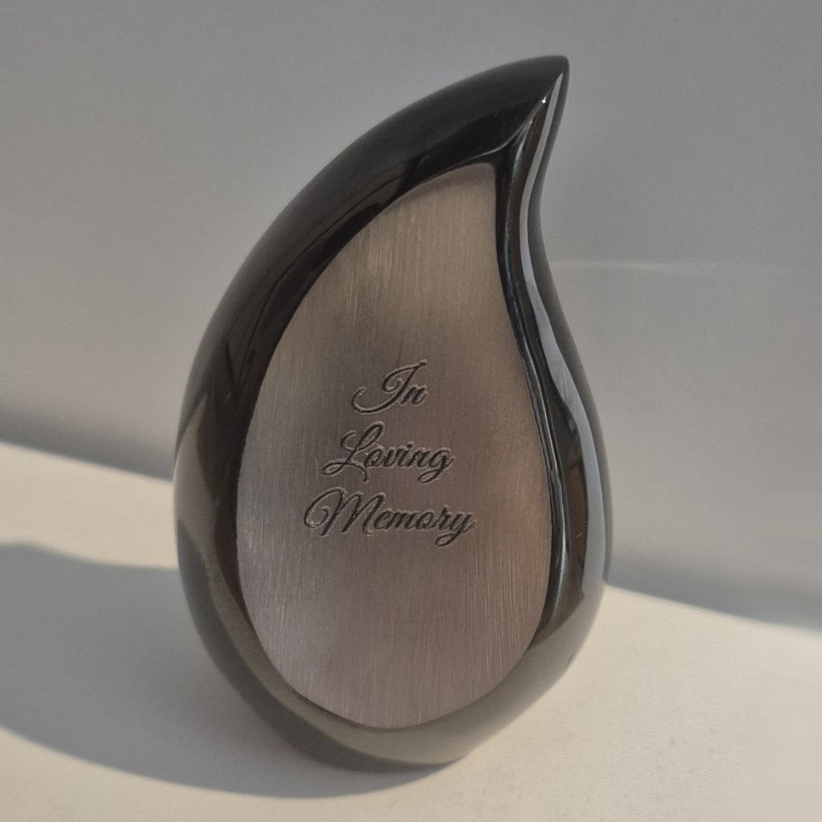 Black Flame Mini Urn - In Loving Memory - Image 2